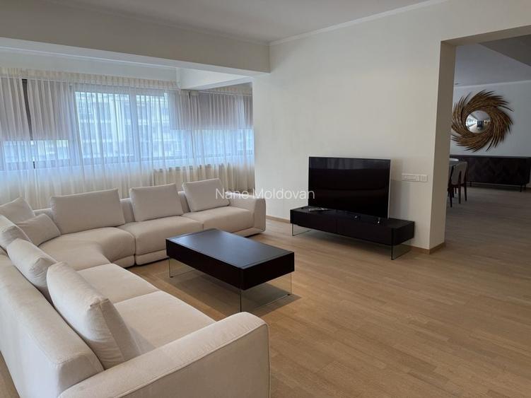 Apartament 5 camere de inchiriat zona Herastrau