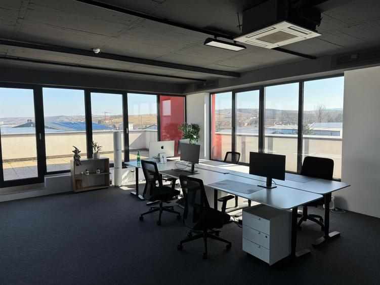 Spatiu de birouri Etaj 3 cu terasa superba - 4