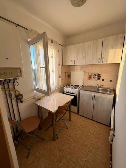 Inchiriez garsoniera - 3