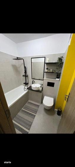 Apartament de 2 camere cu balcon si loc de parcare . - 2