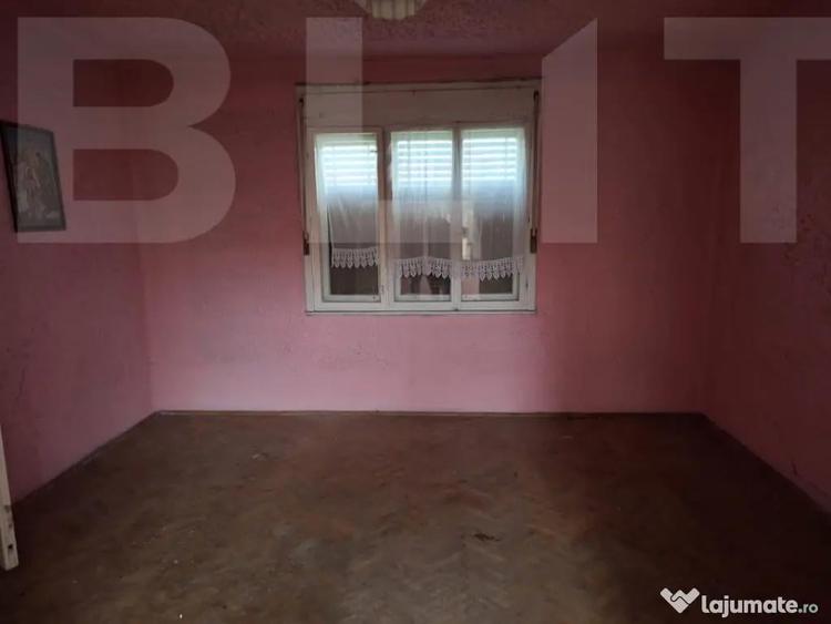 Casa de vanzare, 4 camere, 140 mp - in Costiu - 13