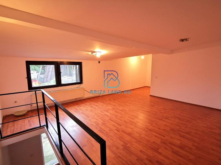 soseaua  Chitilei, Crusovat, casa P+Pod, sup. 238mp, 9 camere - 3 apartamente - 25