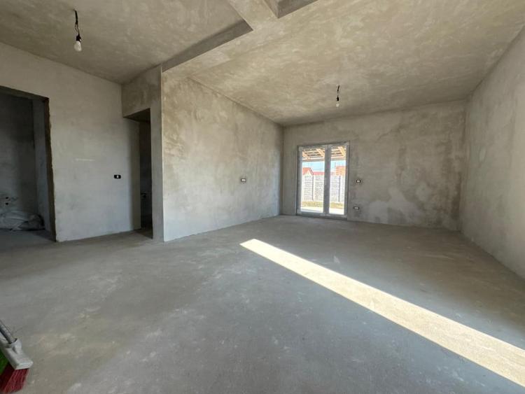 Duplex 4 camere, 110mp utili, 290mp teren - zona Giroc - 3