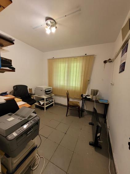 Năvodari - 3 camere decomandat - parter - cu iesire stradala - 80.000 Euro - 6