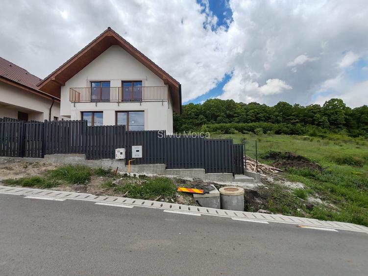 Casă individuală la Chinteni Casă individuală la Chinteni