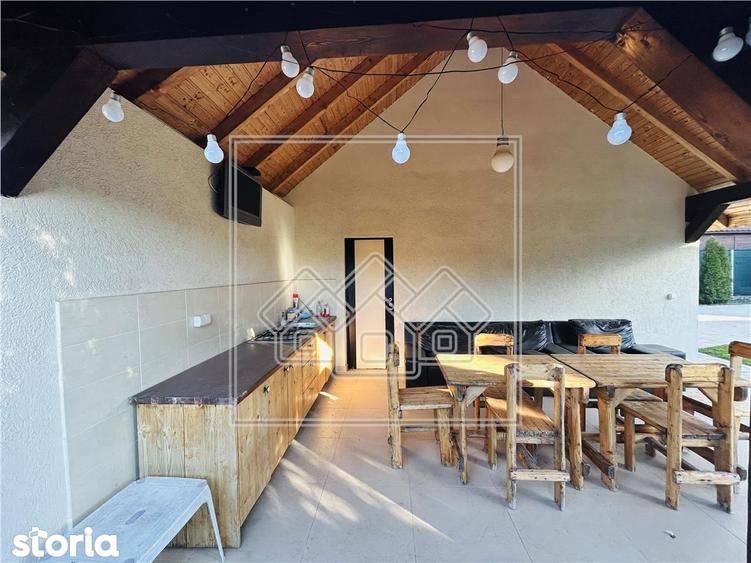 Casa individuala, teren mare, 2 garaje - Sura Mica - 9