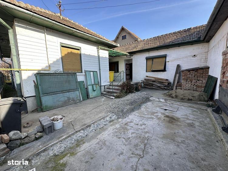 Casa 4 camere, la Ro?u Interior - 5