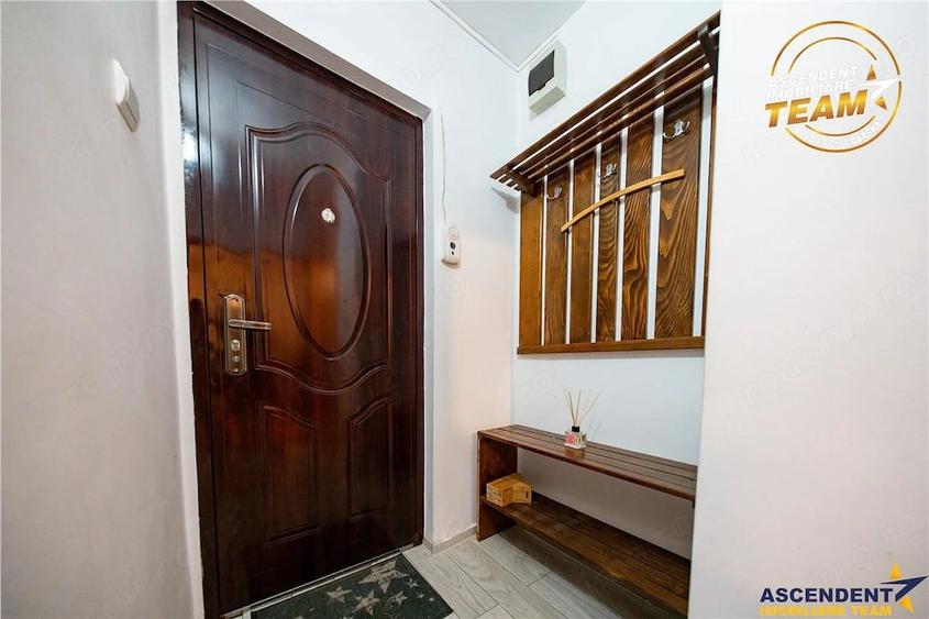 Garsonieră decomandată în Central