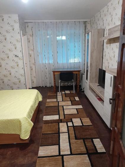 Garsoniera de inchiriat- Bariera - Monument - 1