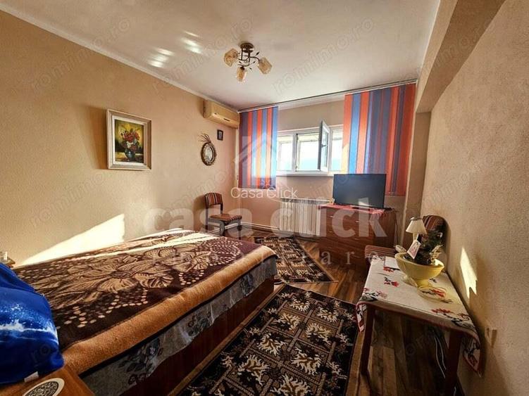 Apartament 2 camere decomandat, Viaduct etaj 4 4, dotari complete Apartament 2 camere decomandat, Viaduct etaj 4 4, dotari complete