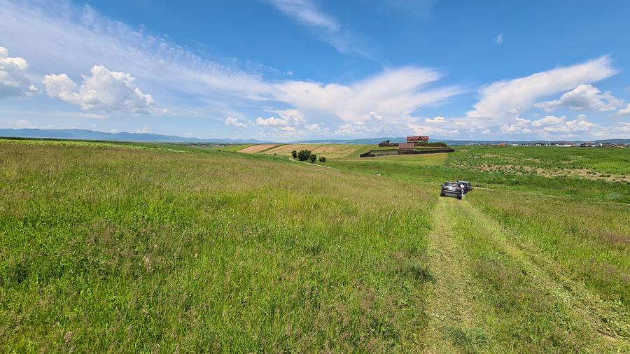 TEREN INTRAVILAN  BOD - 1200 mp pentru constructii case Sp+P+E+M - 5