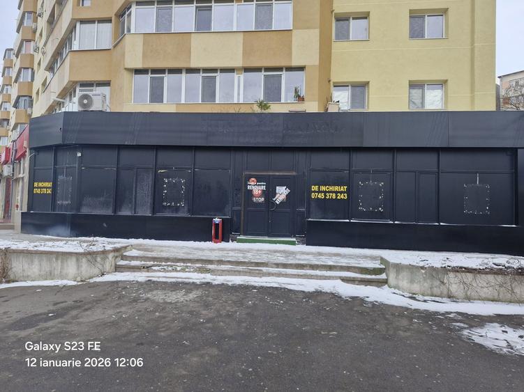 Inchiriez spatiu - 4