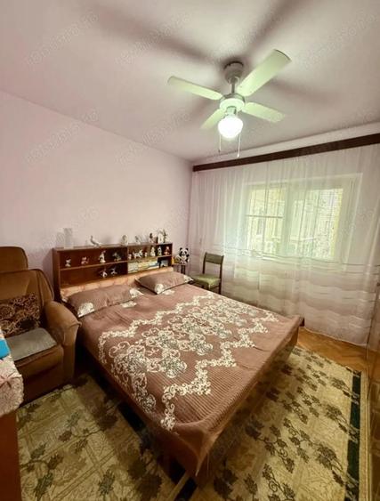 Apartament 2 Camere Decomandat Etaj1 Zona Girocului Plavat II La 2 Minute De Pensiunea UNO - 3