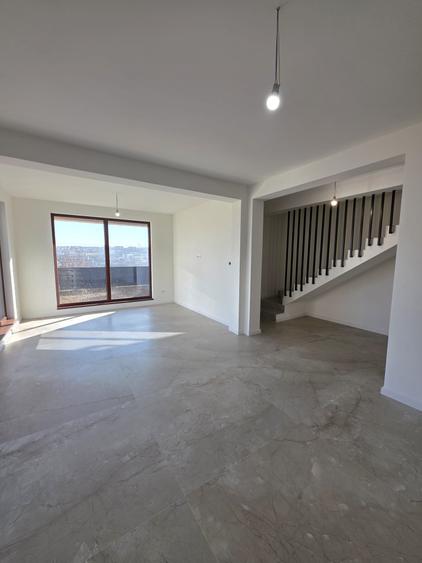 Casa tip duplex, intabulata, fara TVA, la cheie, locatie excelenta, comision 0%! - 10