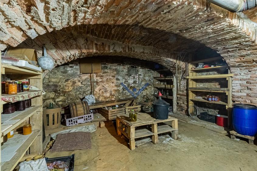 Casă cu 3 camere – Zărnești Central - comision 0% - 13