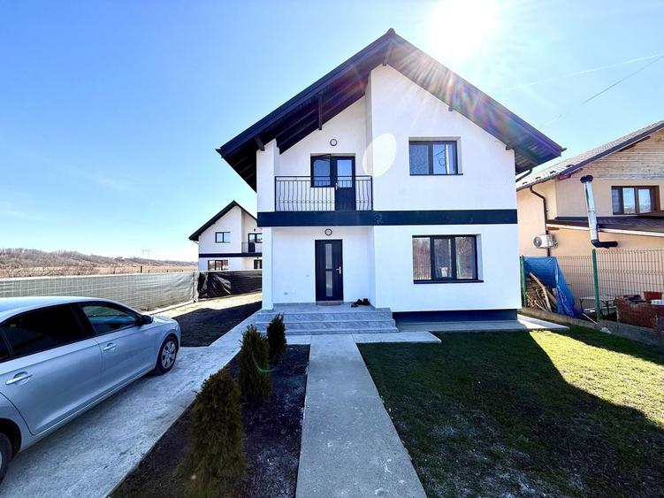 Vilă nouă 155 mp cu terasă acoperită și curte 448 mp Bănești Prahova - 1