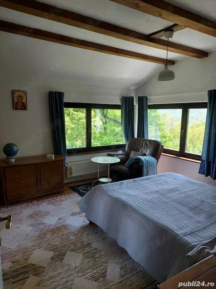 Casa cu peste 1HA pamant in Calimanesti - 4