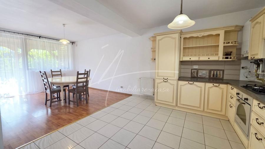 Green City. Casa frumoasa, gradina si liniste de vanzare - 21