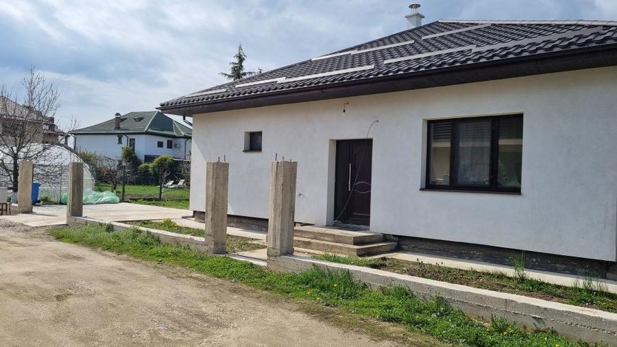 Casa Valea Voievozilor la 1 km de centru Targoviste - 1