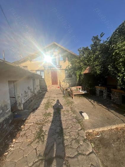 Casa cu teren generos 414 m ideala pentru renovare ?i personalizare - 4