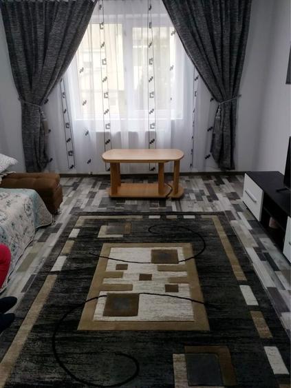 Apartament de inchiriat , etaj 1 zona balada - 2