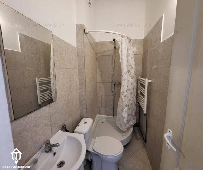 Cameră la  Vilă în Copou Sararie  CUZA UMF Agronomie Studenti - 3