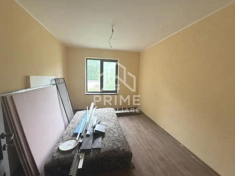 Casa cu 6 camere ?i gradina generoasa de vanzare in Benic - 6