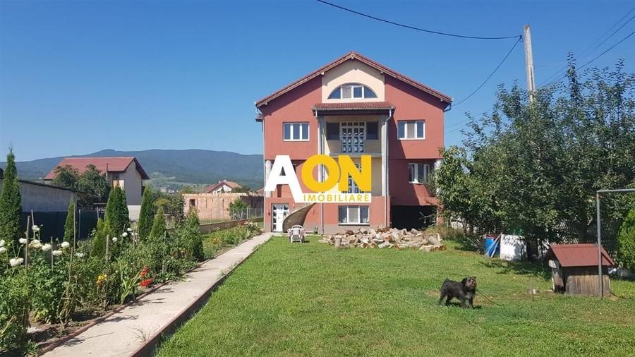 CASA 16 CAMERE 1400 MP TEREN - 1