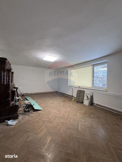 Casa duplex in centrul orasului, cu acces auto - 7