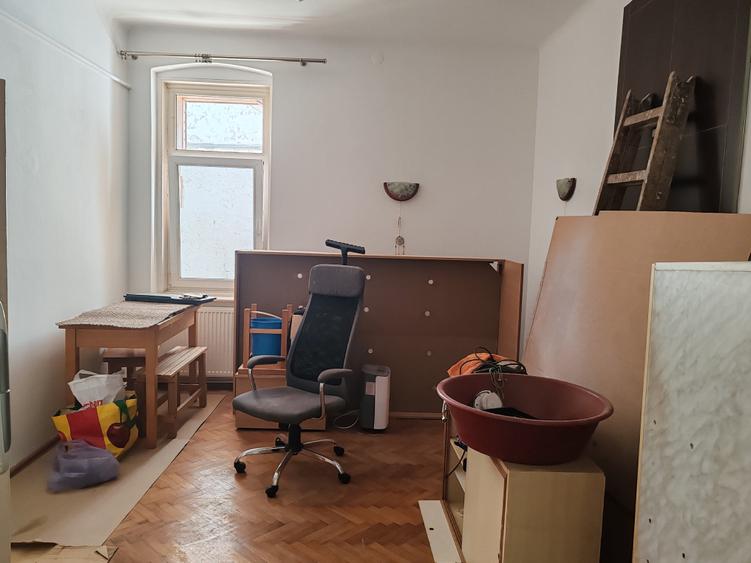 Apartament 4 camere in casa zona Central - 2