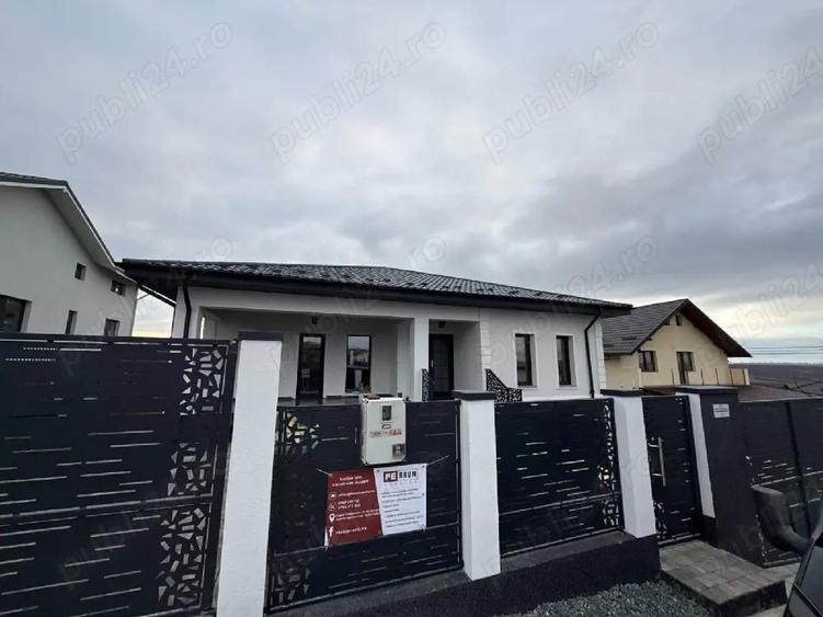 casa de vinzare sau schimb cu apartament plus diferita in Miroslava Ia?i - 1