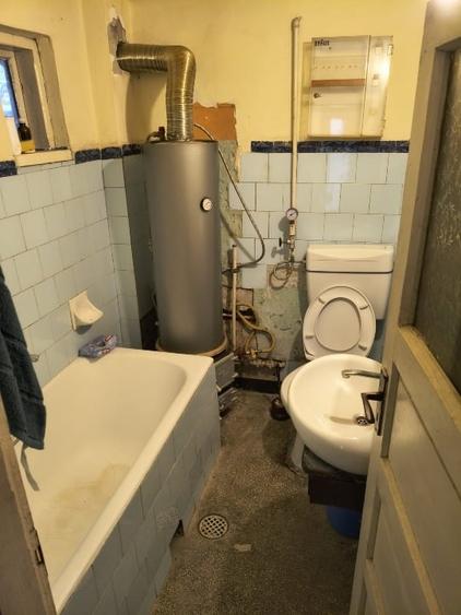 Casă 3 cam + Teren = 241 metri pătrați de oportunități în centrul Ploieștiului - 9