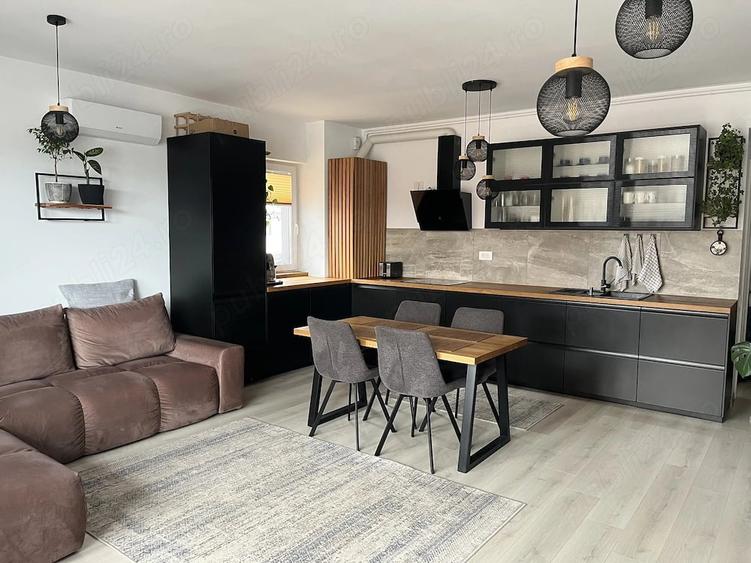 Apartament cu 2 camere decomandat în Sud