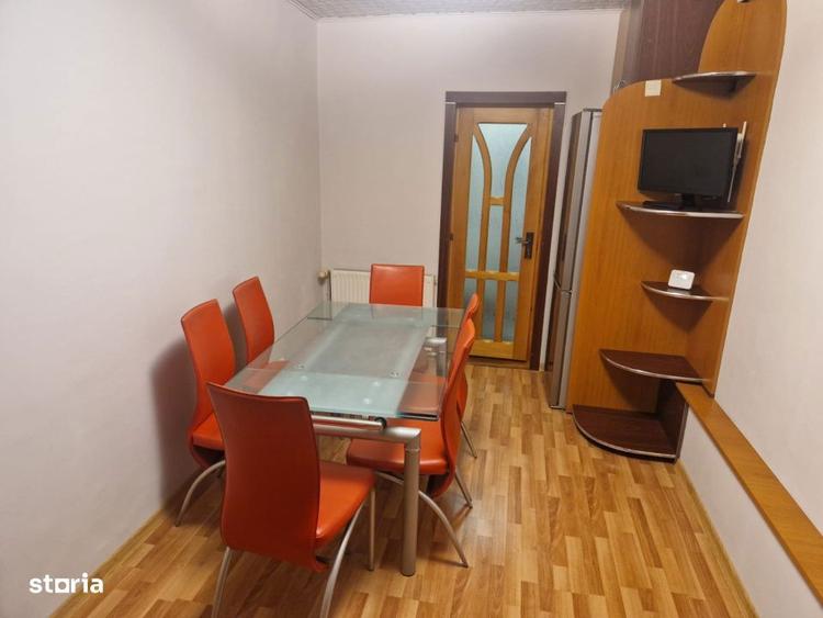 Apartament cu 2 camere decomandat, mobilat în Central
