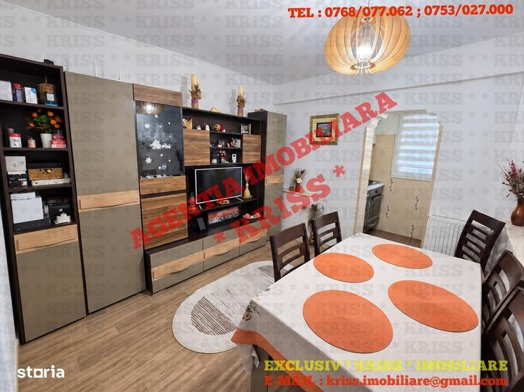 Apartament cu 3 camere decomandat în Popa Șapcă