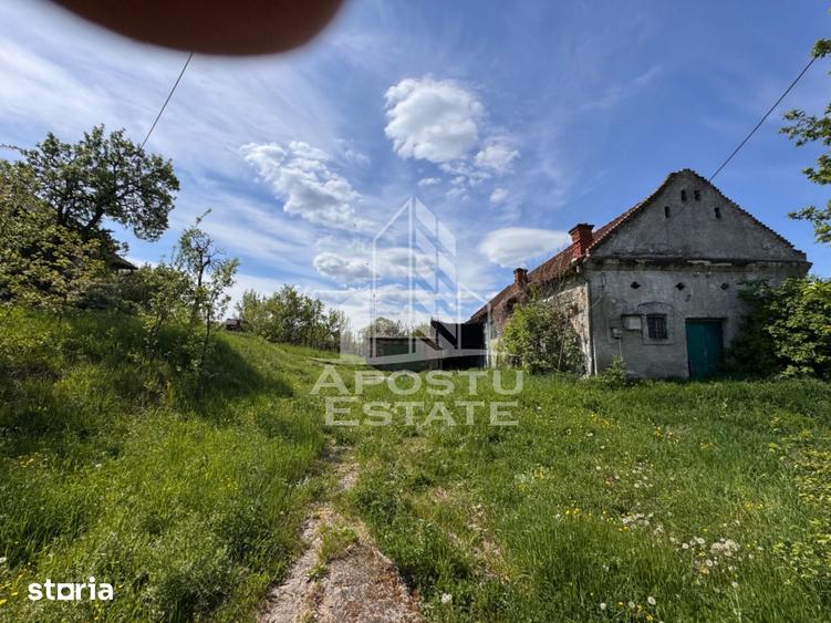Teren de 2880 mp, în Central