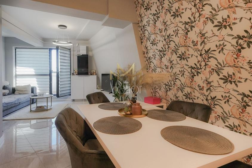 Apartament cu 3 camere semidecomandat, mobilat în Zorilor