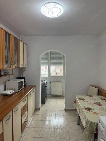Apartament cu 2 camere decomandat în Rogerius