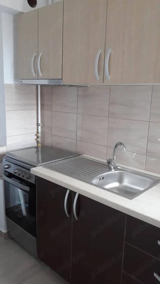 Garsonieră decomandată în Central