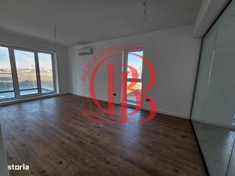 Apartament cu 4 camere, mobilat în Industriilor