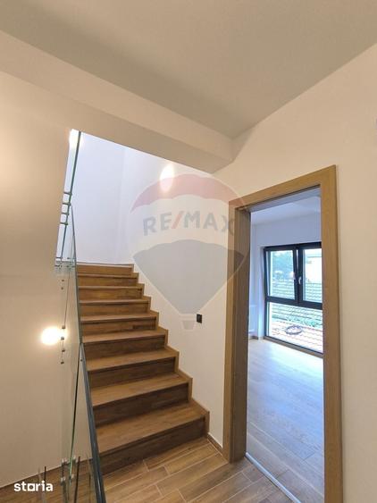 Casă cu Teren 540 Mp în Mărăști