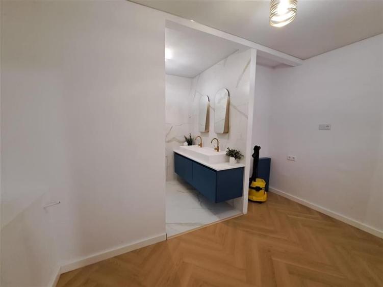 Casă individuală cu 4 camere cu Teren 540 Mp în Spitalul Județean