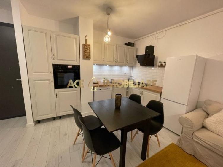 Apartament cu 2 camere semidecomandat, mobilat în Chitila