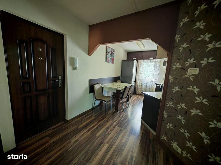 Apartament cu 3 camere decomandat în Micălaca