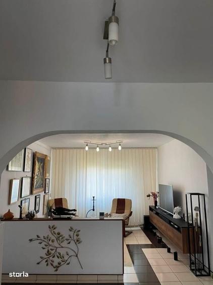 Apartament spatios cu 3 dormitoare+living zona Plopilor, aproape de BT - 3