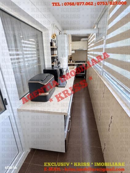 Apartament cu 3 camere decomandat în Popa Șapcă