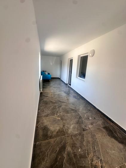 Casă cu 4 camere în Exterior Vest