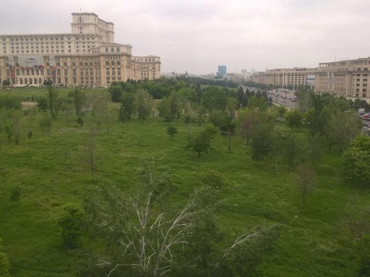Apartament 3 camere zona Libertati ,Palatul Parlamentului - 13