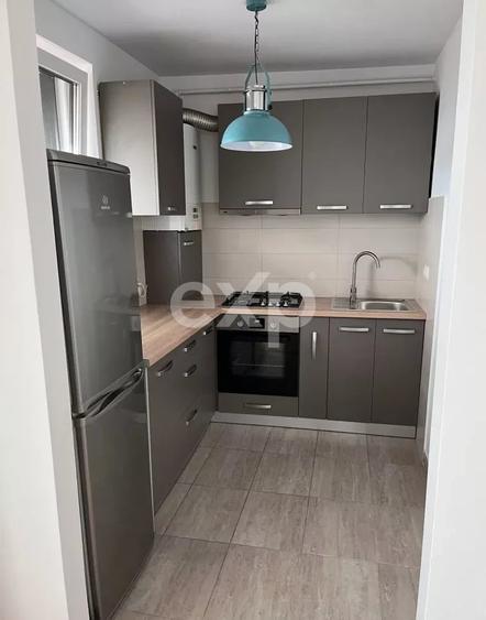 Apartament cu 2 camere semidecomandat, mobilat în Andrei Mureșanu