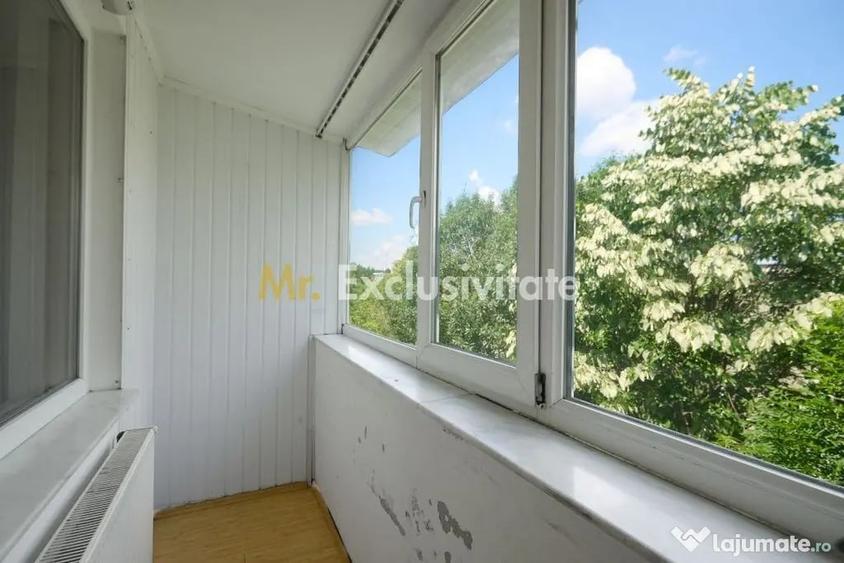 Apartament cu 4 camere decomandat în Craiovei